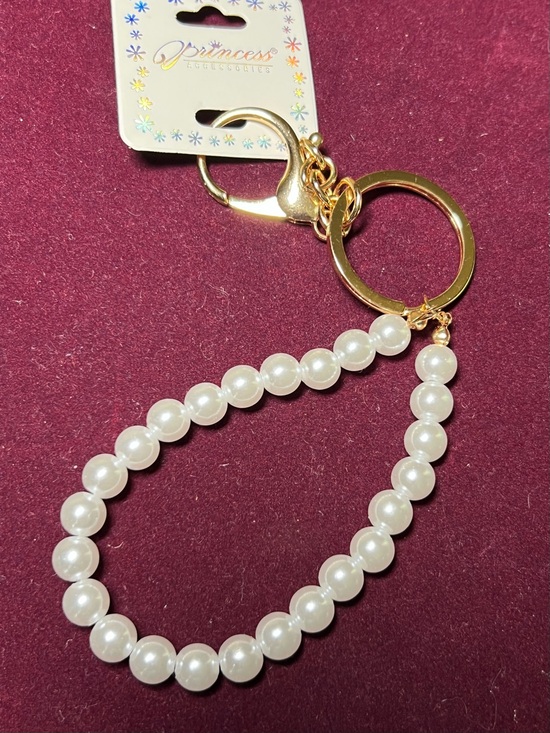 Princess Accessories Accessories - Princess Accessories White Pearl Beaded Purse Bag Charm with Gold Hardware